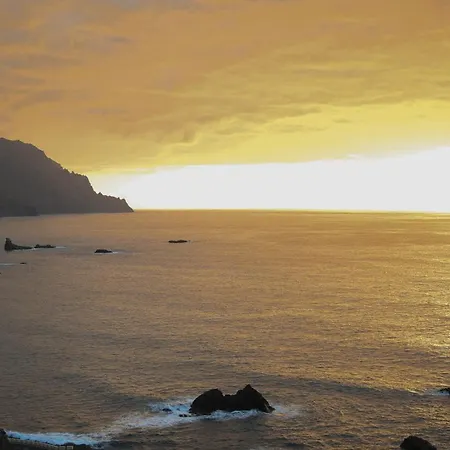 Ventana Al Roque Con Vistas Al Mar דירה